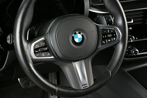 BMW 530d Touring M Sportpaket 210 kW image number 14