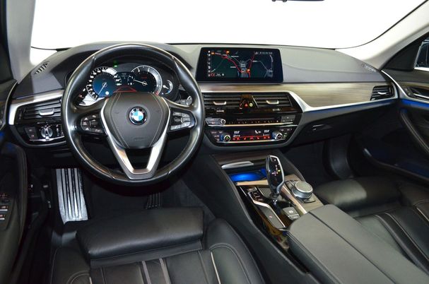 BMW 540d Touring xDrive 235 kW image number 26