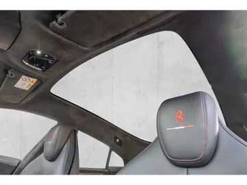 Car image 36