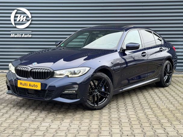 BMW 330e PHEV M Sport 216 kW image number 1