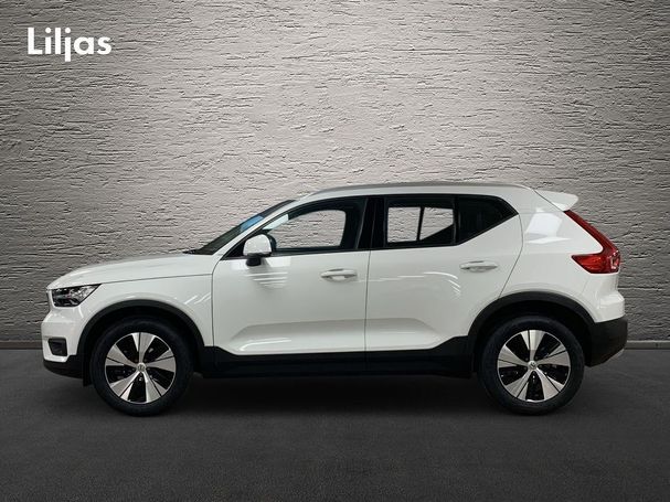 Volvo XC40 T3 Momentum 120 kW image number 2