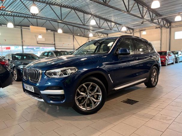 BMW X3 xDrive30e Line Steptronic 216 kW image number 2