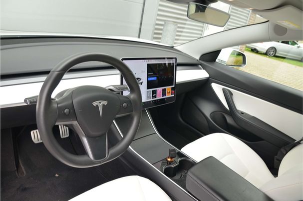 Tesla Model 3 Performance AWD 340 kW image number 14