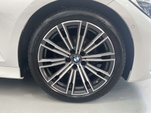 BMW 320d Touring 140 kW image number 38