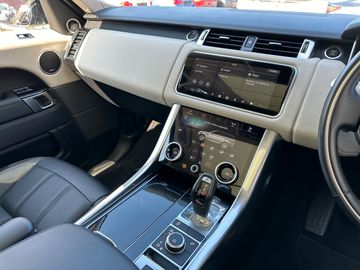 Car image 23