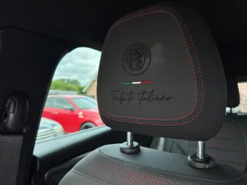 Car image 23