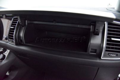 Car image 37