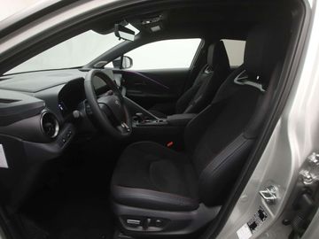 Car image 16