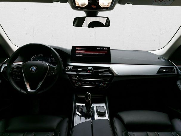 BMW 520i 135 kW image number 9