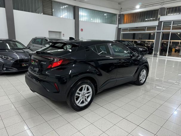 Toyota C-HR 1.8 Hybrid 90 kW image number 4