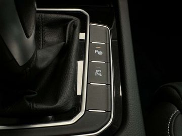 Car image 41