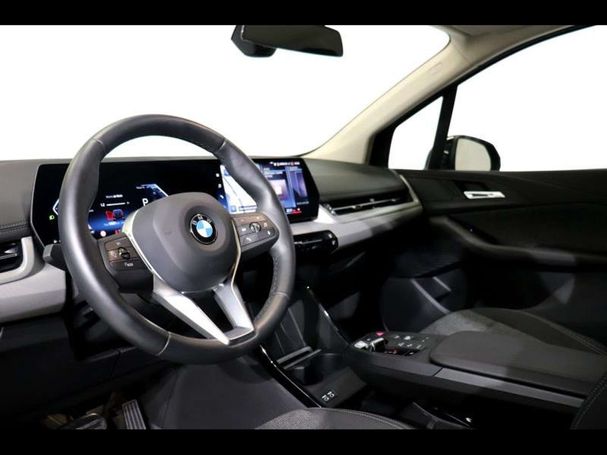 BMW 218i Active Tourer 100 kW image number 2