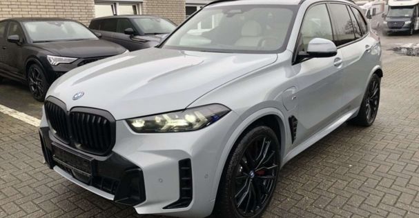 BMW X5 50e xDrive 360 kW image number 2