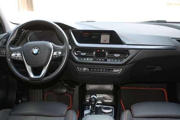 BMW 118d 110 kW image number 3