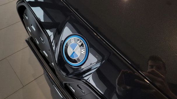 BMW i4 eDrive40 M Sport 250 kW image number 6