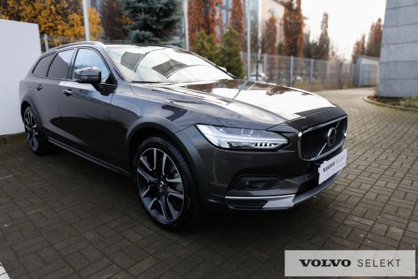 Volvo V90 Cross Country AWD 145 kW image number 3