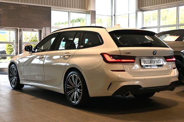 BMW 320d Touring xDrive M Sport 140 kW image number 4