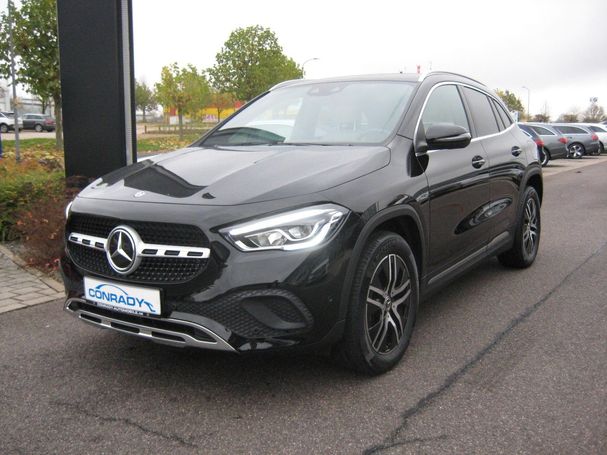 Mercedes-Benz GLA 200 120 kW image number 1