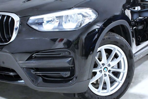 BMW X3 xDrive20d Advantage 140 kW image number 27