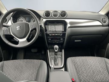 Car image 10