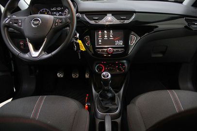 Car image 24