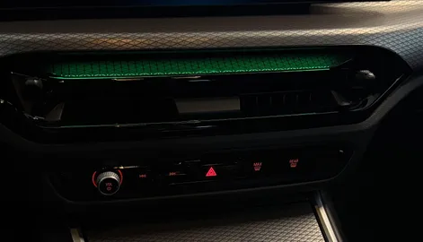 Car image 47