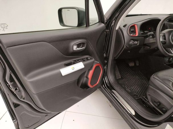 Jeep Renegade 1.3 PHEV 177 kW image number 34