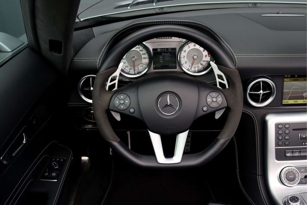 Mercedes-Benz SLS AMG Roadster 421 kW image number 37