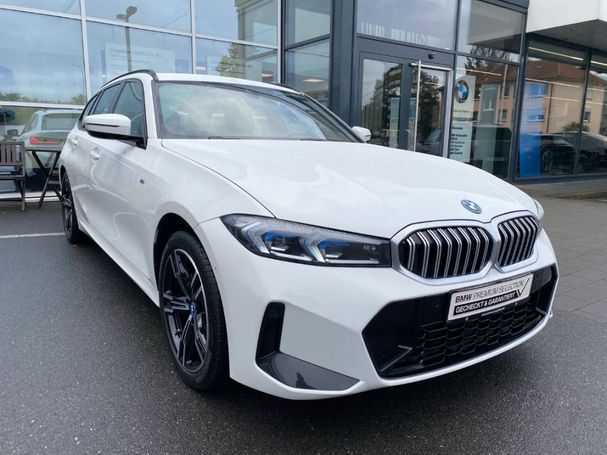 BMW 330 e Touring xDrive 215 kW image number 2