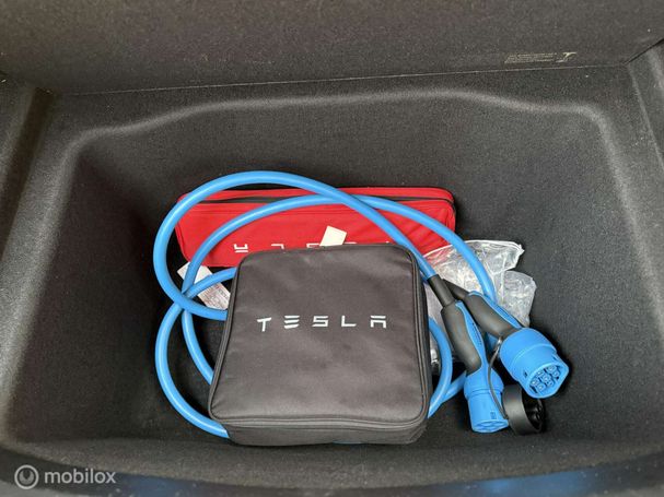 Tesla Model 3 60 Standard Range Plus 175 kW image number 12