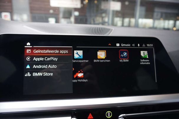 BMW 320i Touring 135 kW image number 30