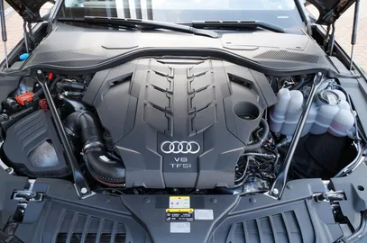 Car image 30