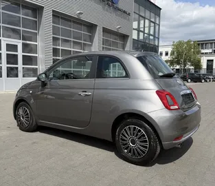 Car image 4