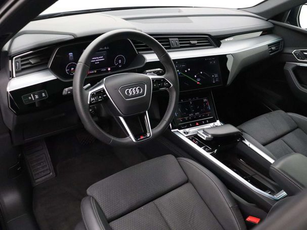 Audi e-tron 55 quattro 300 kW image number 4