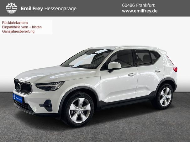 Volvo XC40 T2 Core 95 kW image number 1