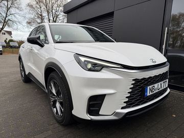 Car image 19
