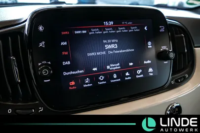 Car image 15