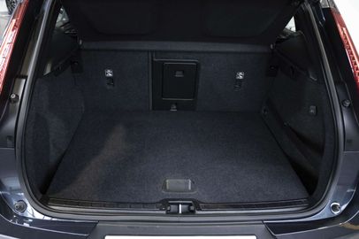 Car image 37