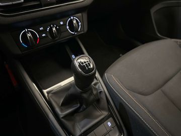 Car image 31