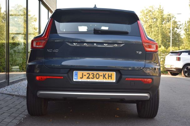 Volvo XC40 T2 95 kW image number 32