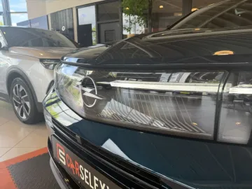 Car image 45