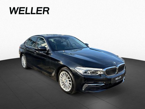 BMW 540i Luxury Line 250 kW image number 3