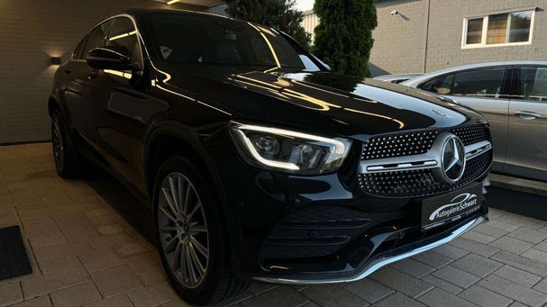 Mercedes-Benz GLC 300 e 235 kW image number 3