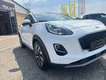 Car image 25