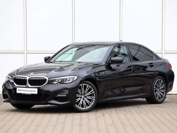 BMW 320d xDrive 140 kW image number 1