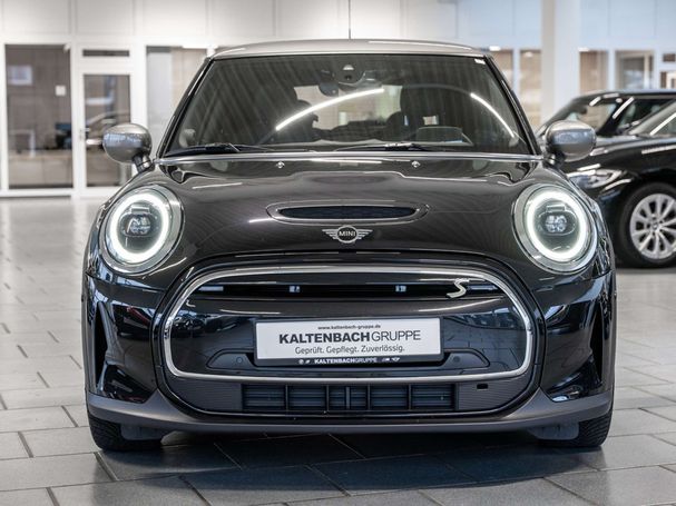 Mini Cooper SE Mini Yours Trim 135 kW image number 6