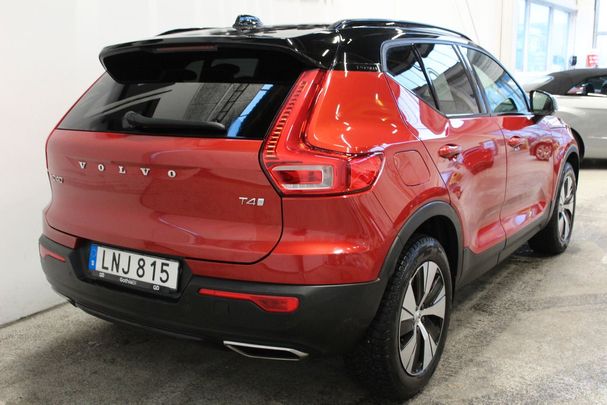 Volvo XC40 T4 140 kW image number 8