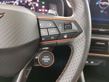 Car image 28