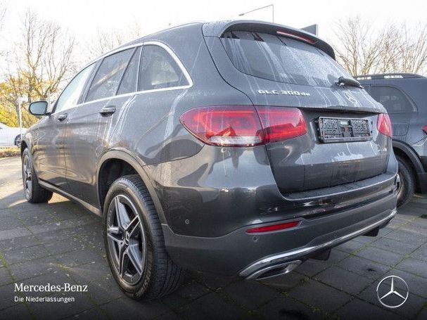 Mercedes-Benz GLC 300 de 225 kW image number 9