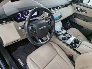 Car image 33